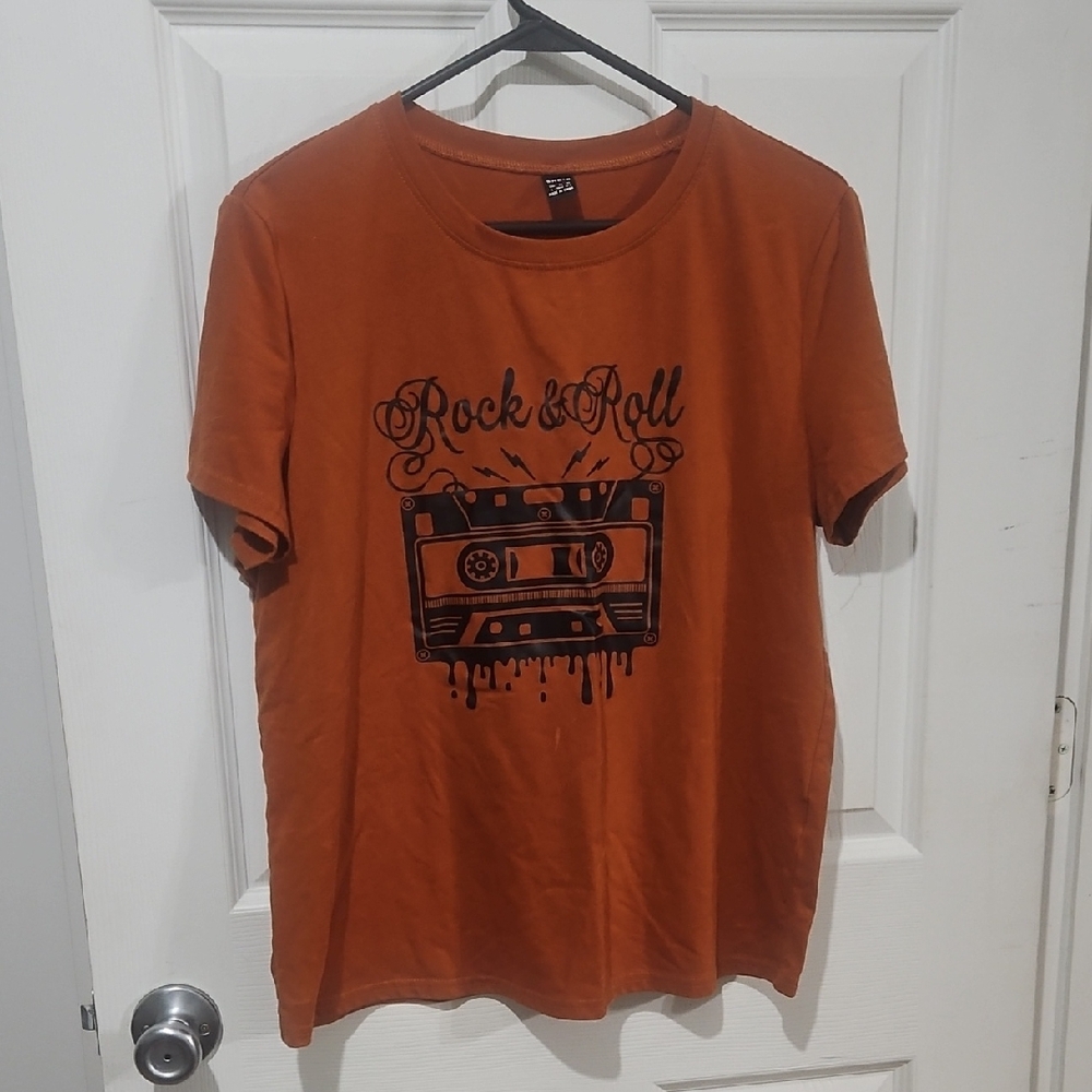 Bundle Sale | 4 For‎ $20| SHEIN Retro Cassette Graphic Tee - Rust Size Large